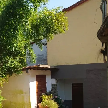 Casa Toscana With Private River 15 Min From Lucca Сasa de vacaciones *